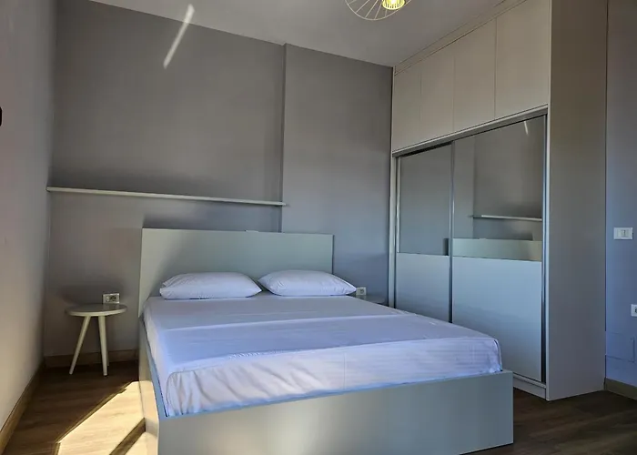 One Bedroom With Sea View Appartamento